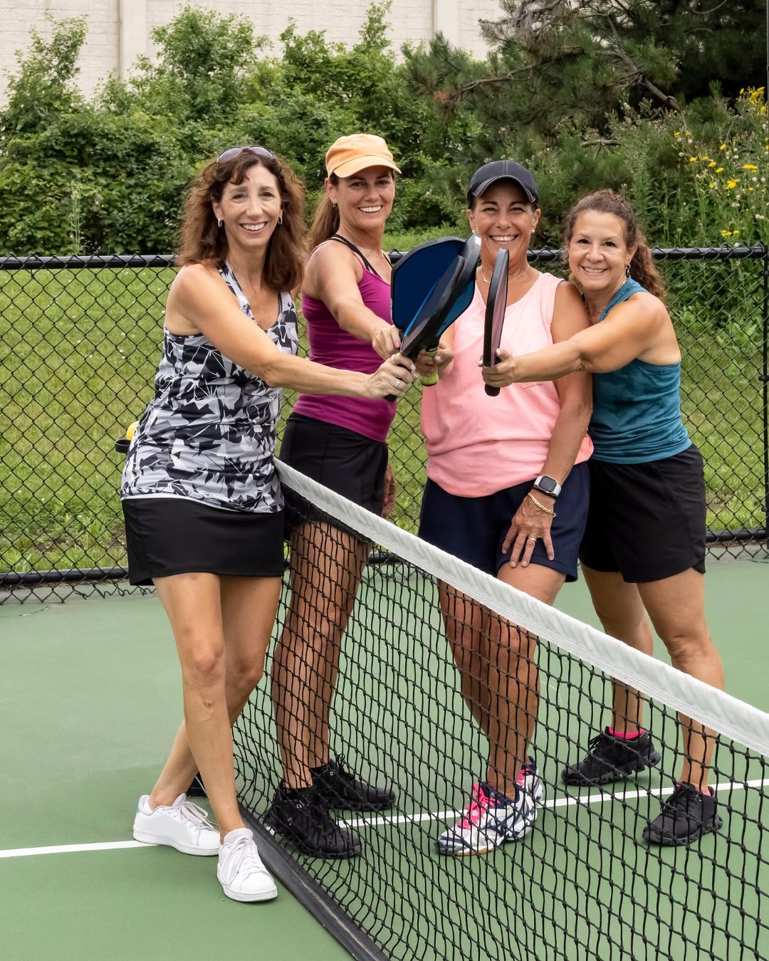 Founding players at the net